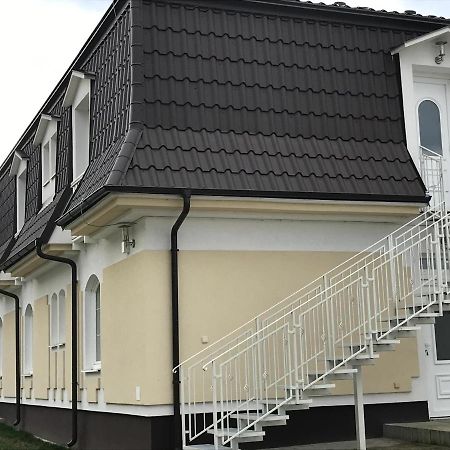Penzion Aniko Diakovce-Sala Zewnętrze zdjęcie