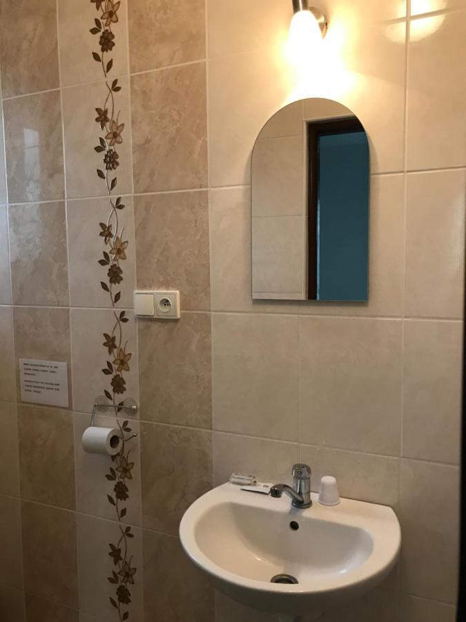 Penzion Aniko Diakovce-Sala Zewnętrze zdjęcie